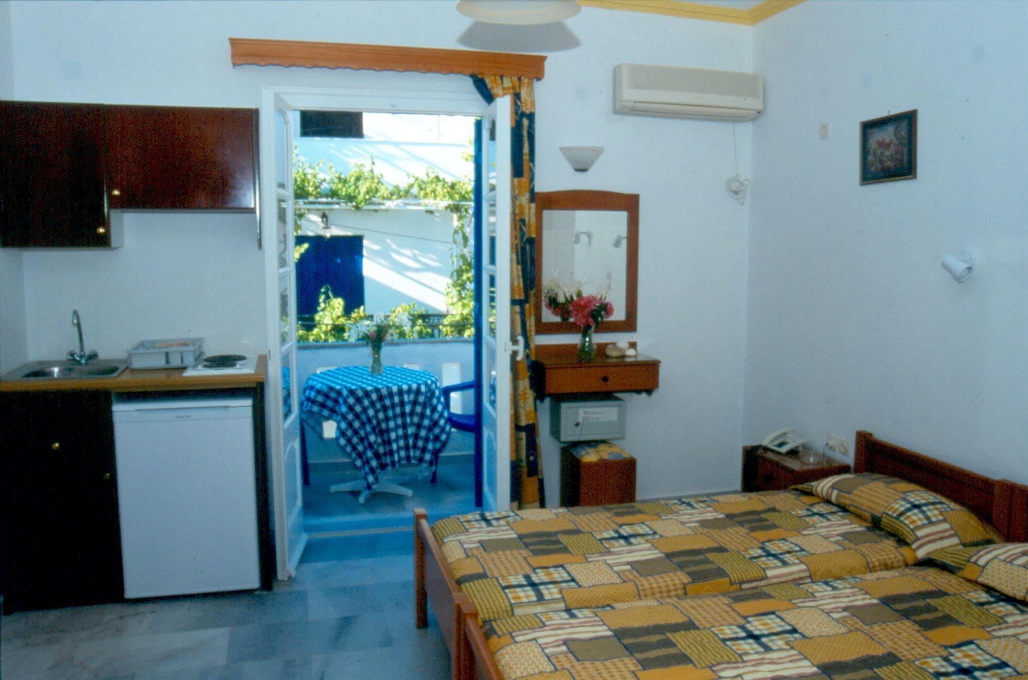 Studios Rea Sun Naxos City Esterno foto